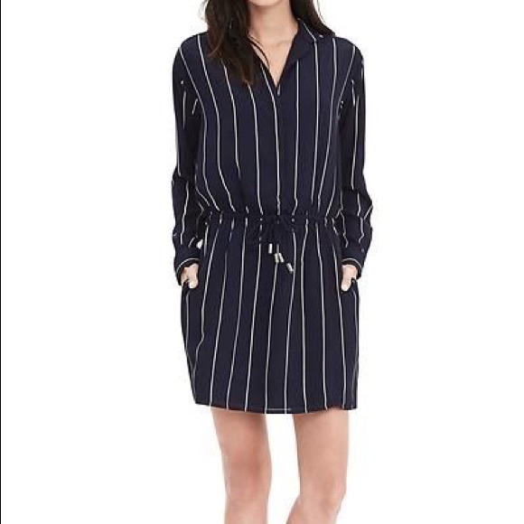 Banana Republic Dresses & Skirts - Banana Republic LS Pinstripe Dress Size 0